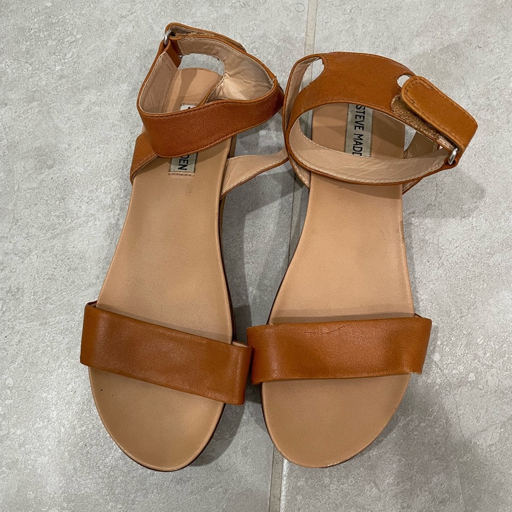 Steve Madden Leather Sandals